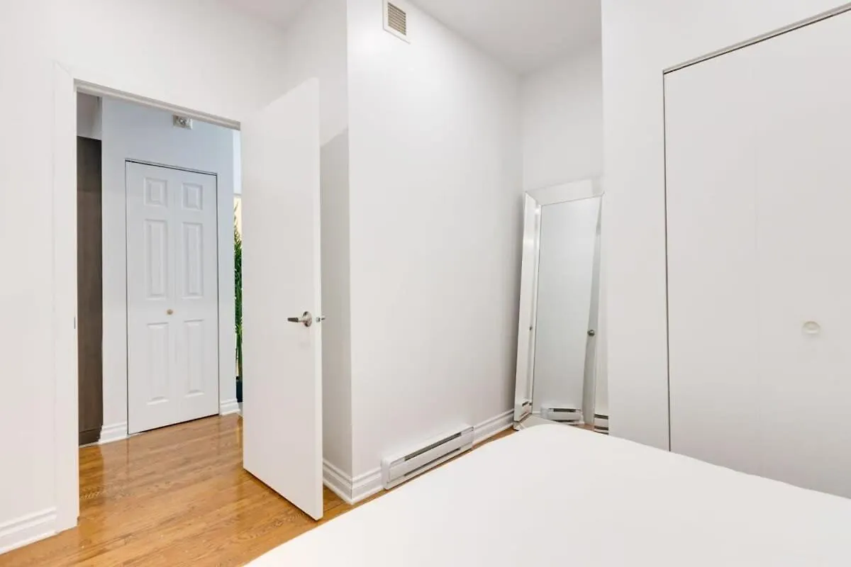 몬트리올 M11 Beautiful Cozy 2Br Wac Perfect Location 아파트 0*,